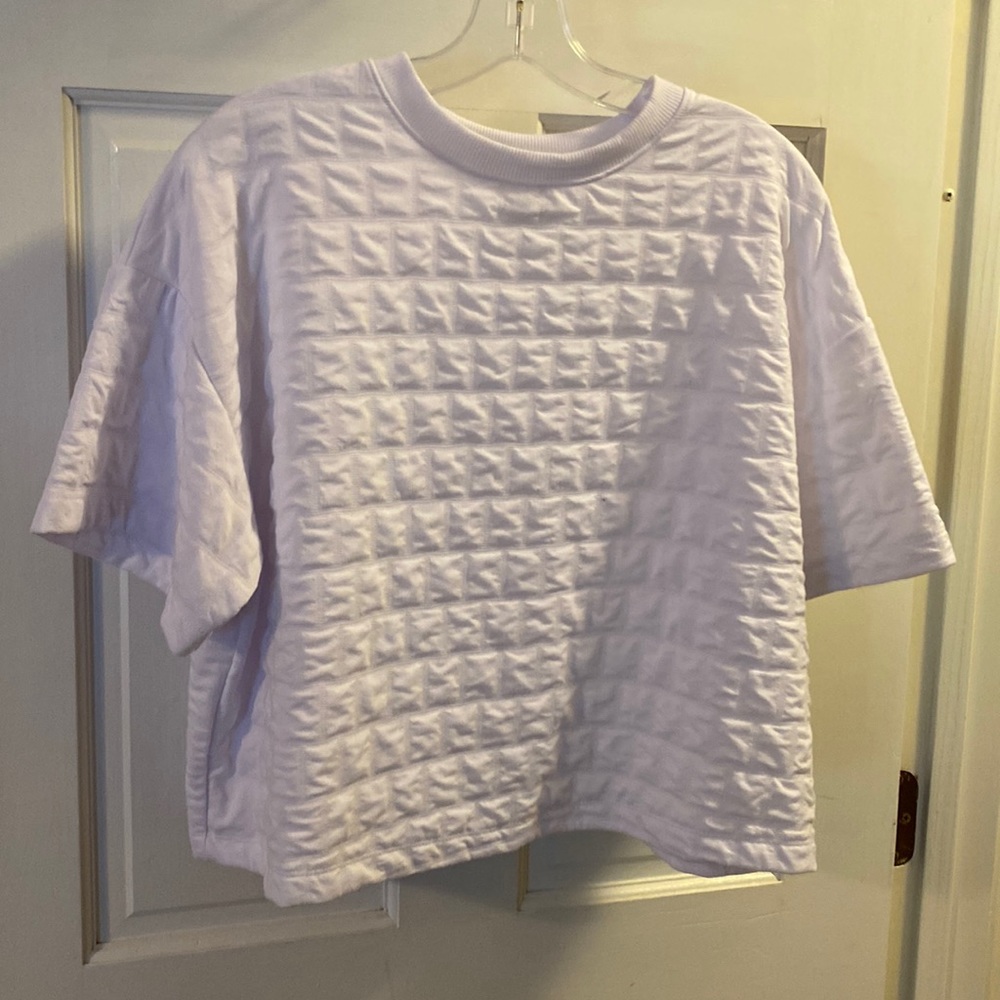 EUC. New day White cropped, dolman sleeve, blouse, size medium